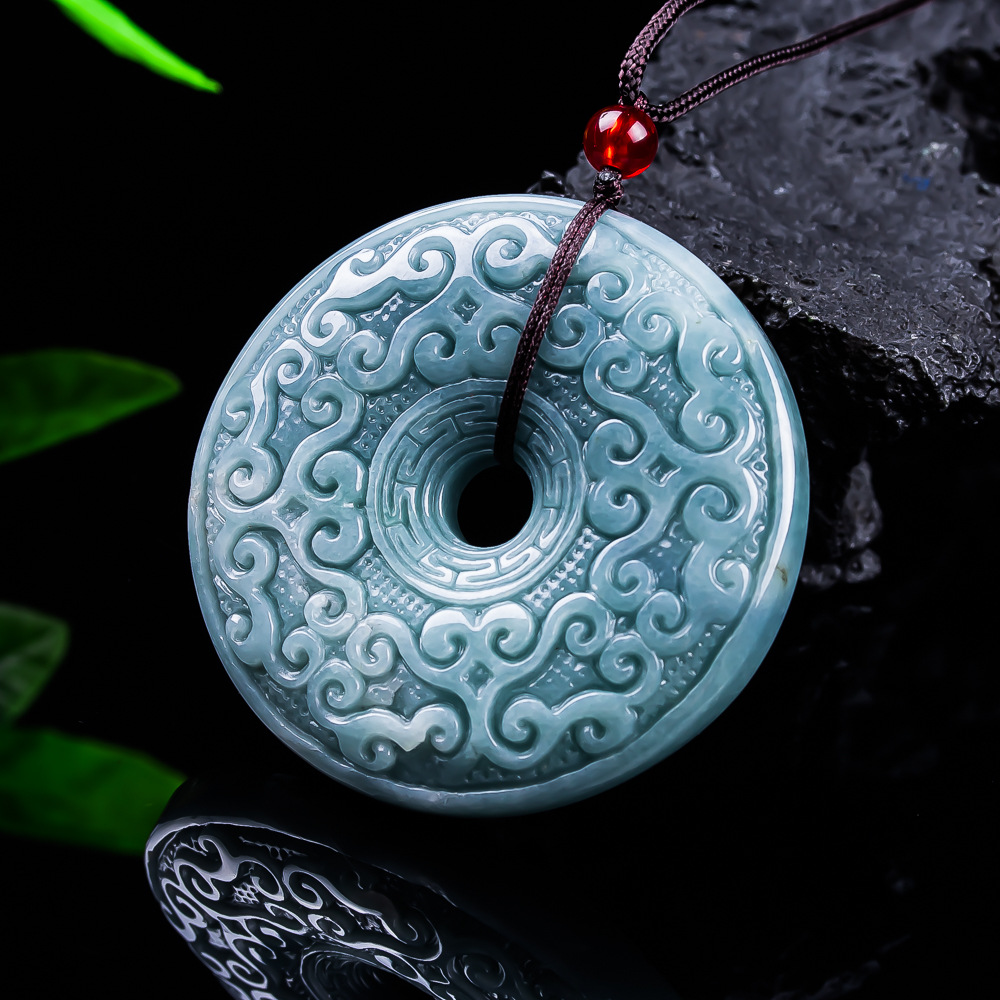 Women'S Accessories - Naturalny birmański jadeitowy wisiorek w kształcie